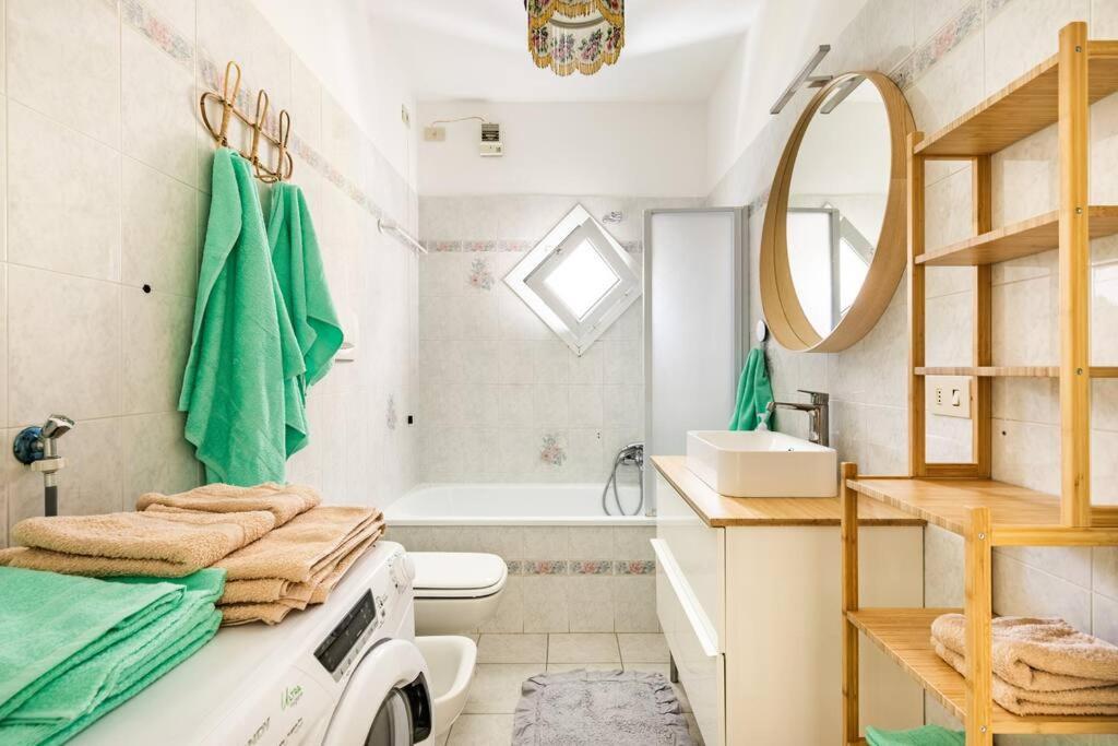 Ferienwohnung Centrale Vicino Spiagge E Ciclabile + Box-Auto ! Taggia Exterior foto